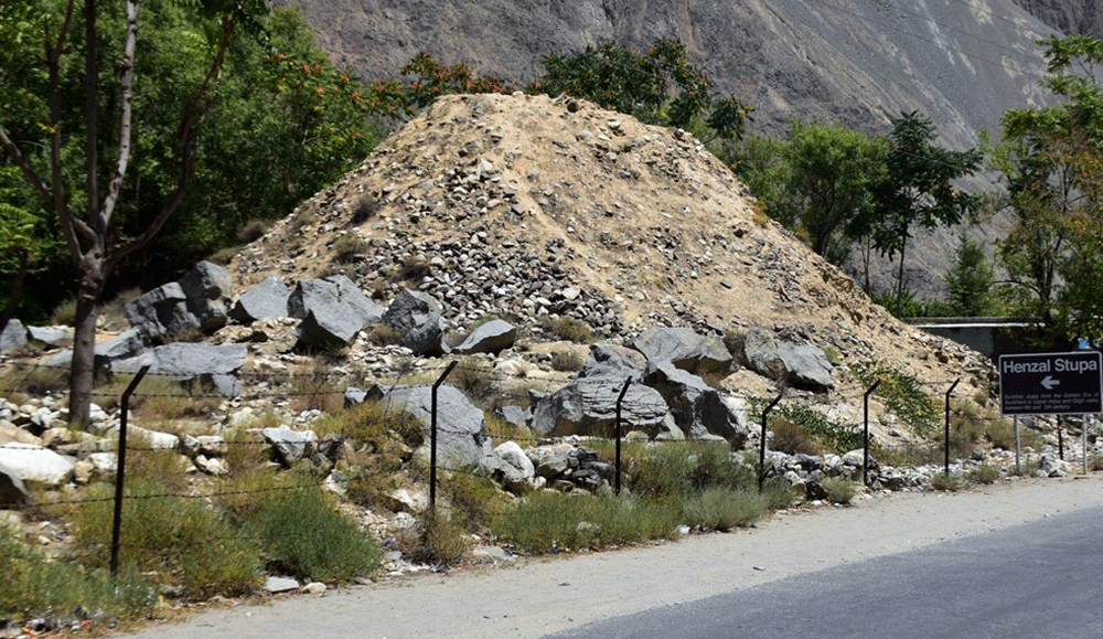 Hanzal Stupa