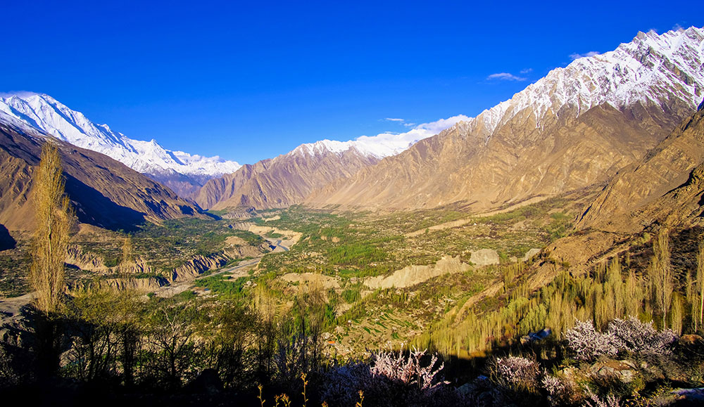 Hunza to Gilgit | A Scenic Return Through the Karakoram
