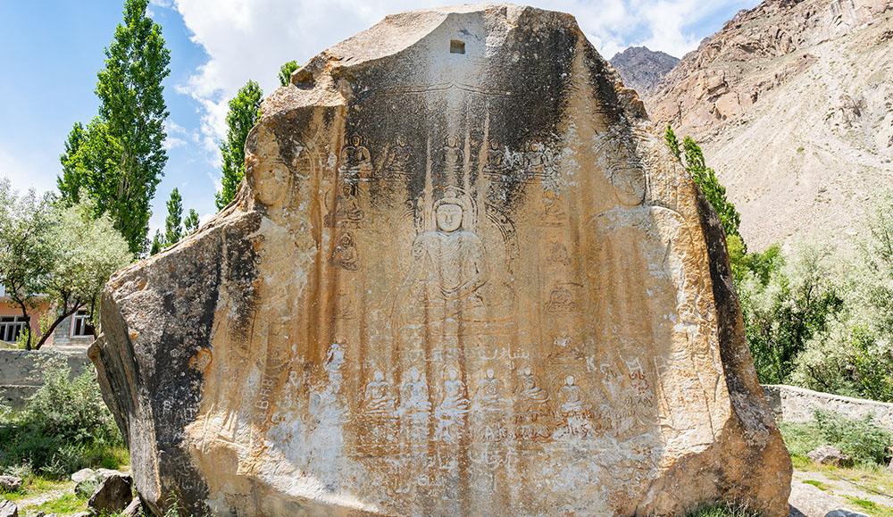 Hunza Sightseeing| Royal Heritage & Cultural Discovery