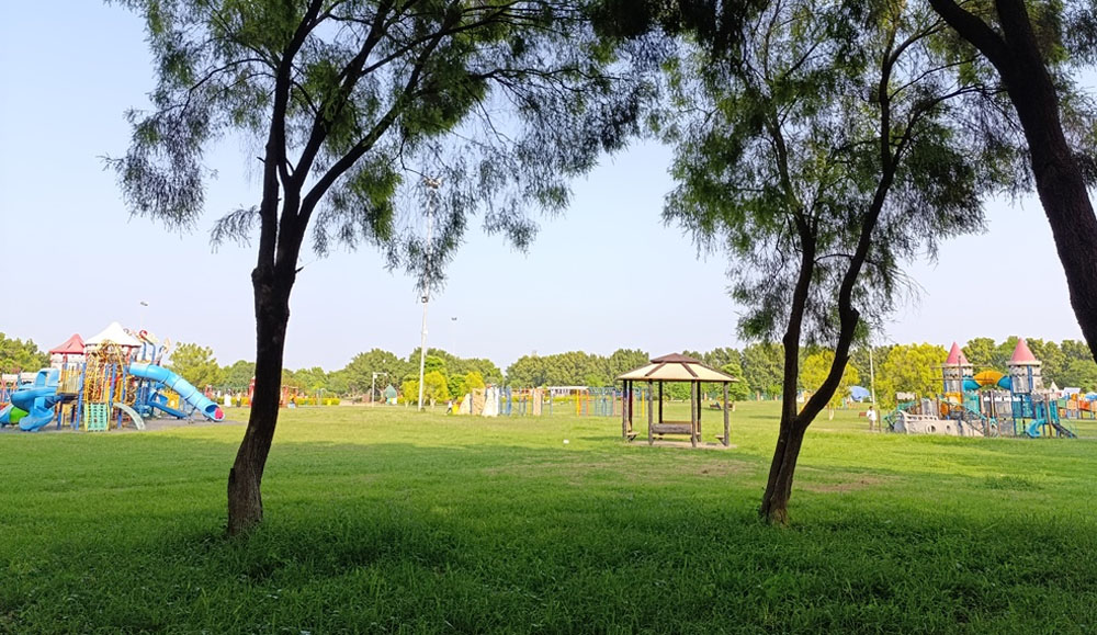 Fatimah Jinnah Park (F-9)