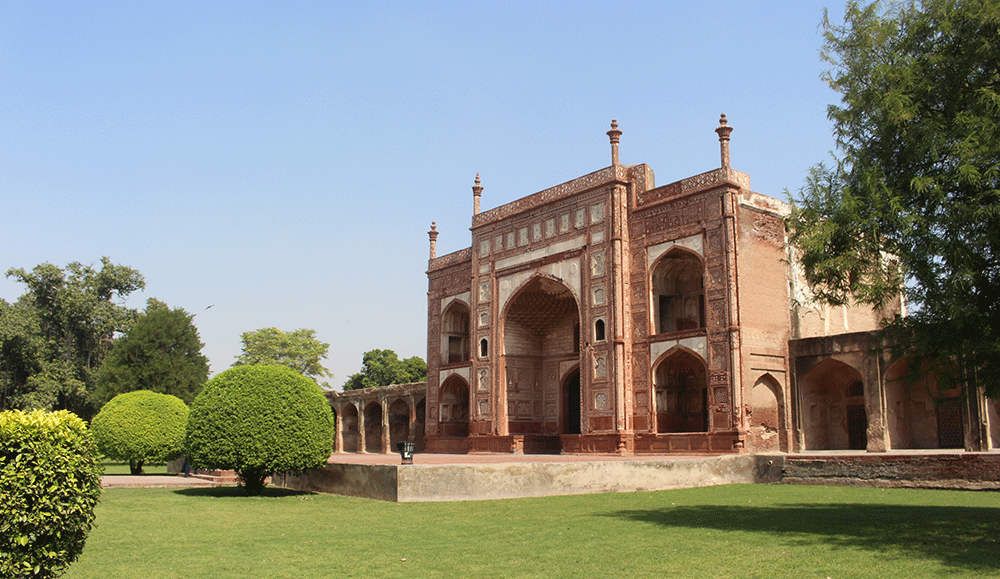 Akbari Sarai